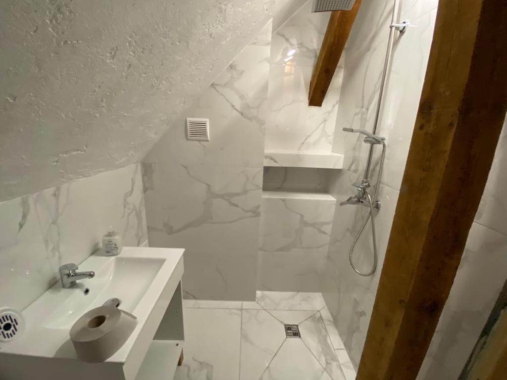 Kamienica Zolnierska 2 Mieszkania Numer 4 I 5 Olsztyn Exterior foto